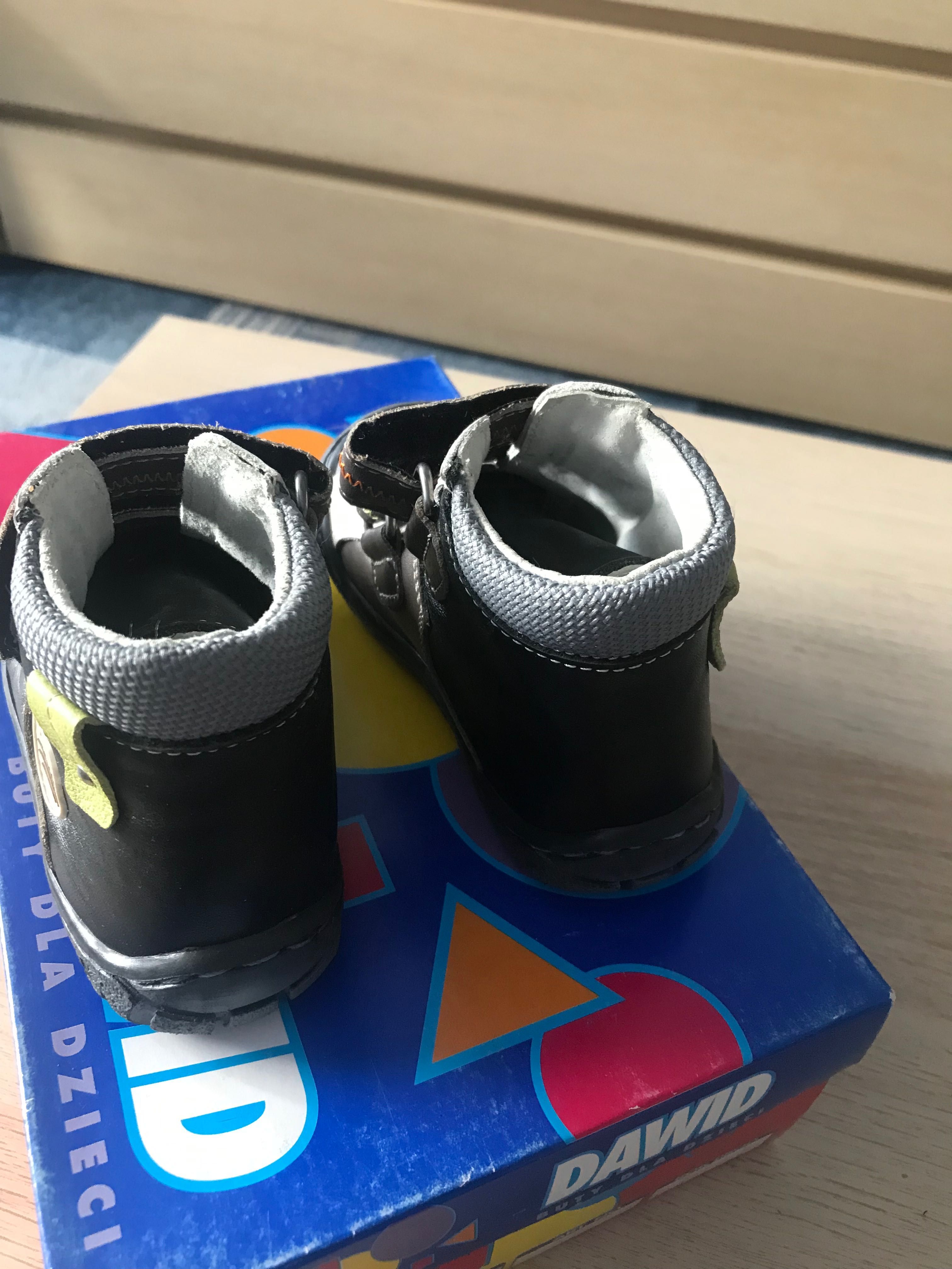 Buty trzewiki dziecięce chłopięce profilaktyczne skórzane roz 22 dawid