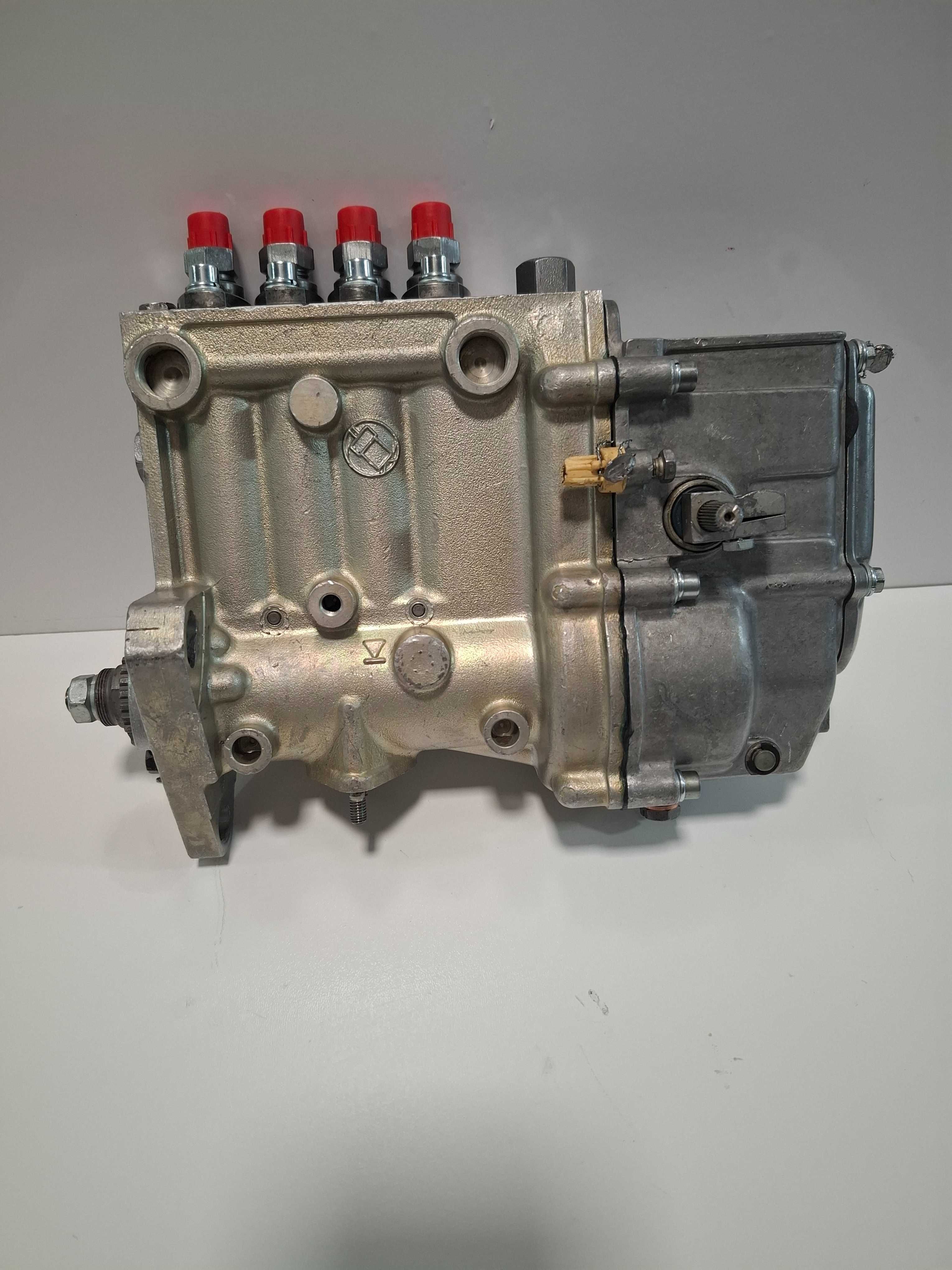 Pompa Wtryskowa URSUS C-385 NOWY TYP 4-cyl./STARY TYP