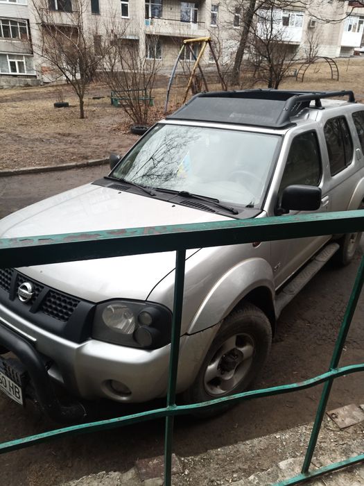 Ніссан Паладін .3.3 газ . бензин 4wd