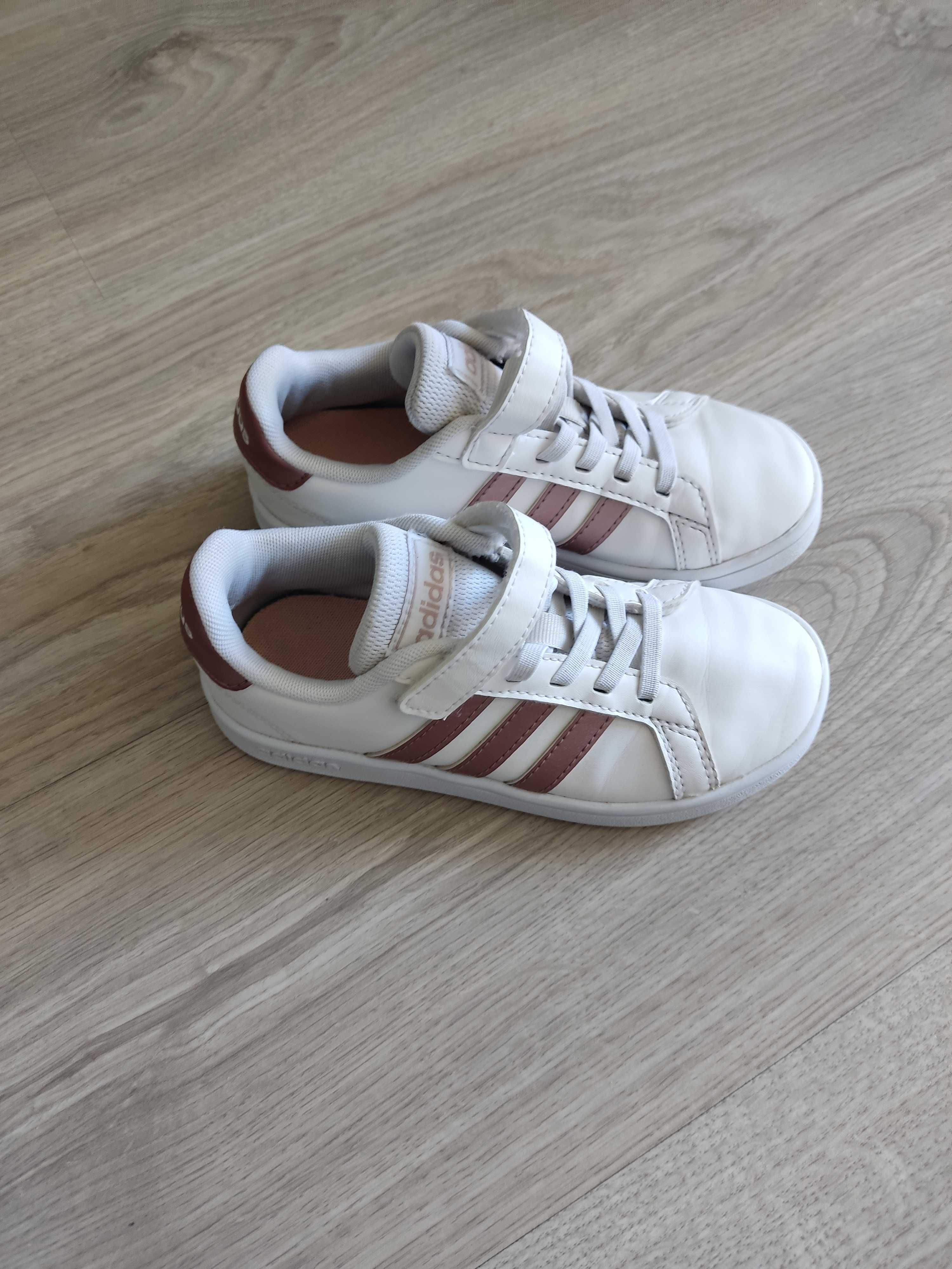 Buty Adidas dziewczęce 30r