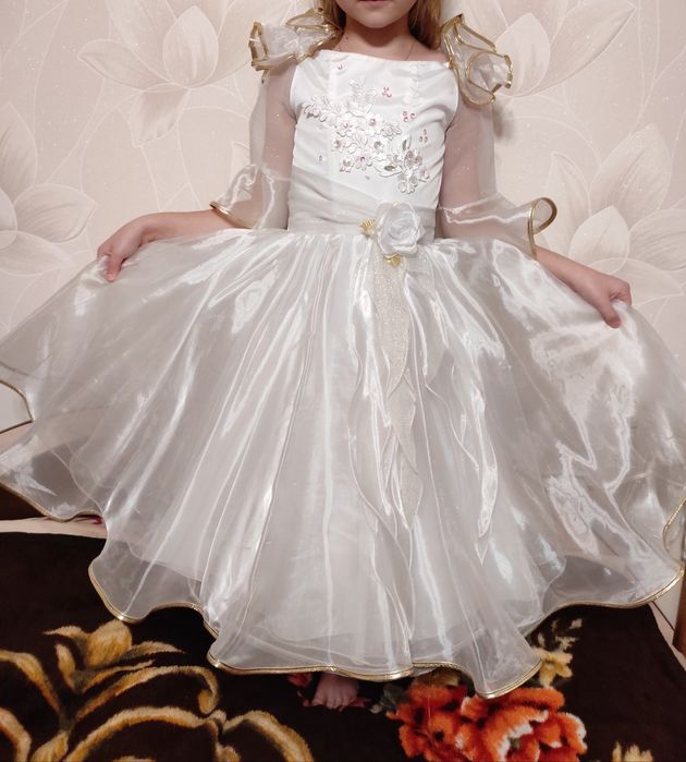 Сукня карнавальна