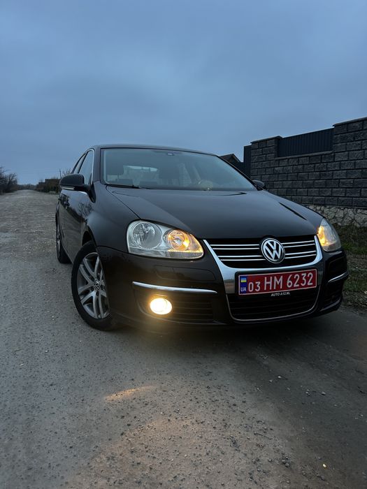 Volksvagen Jetta  Automat 90kw