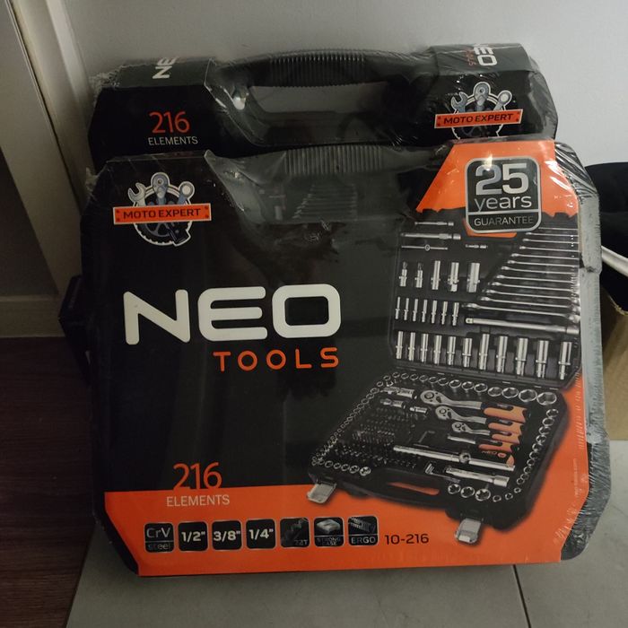 Prezent dla dużych chłopców. Zestaw 216el. kluczy NEO Tools. Wysyłka