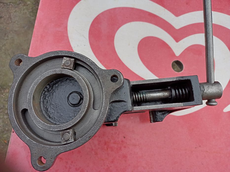 Sprzedam imadło stołowe bizon sprawne