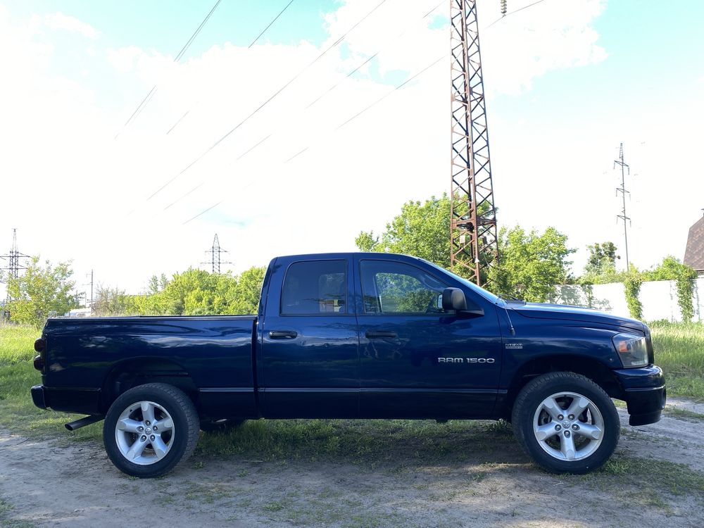 Dodge RAM 1500 5.7 HEMI