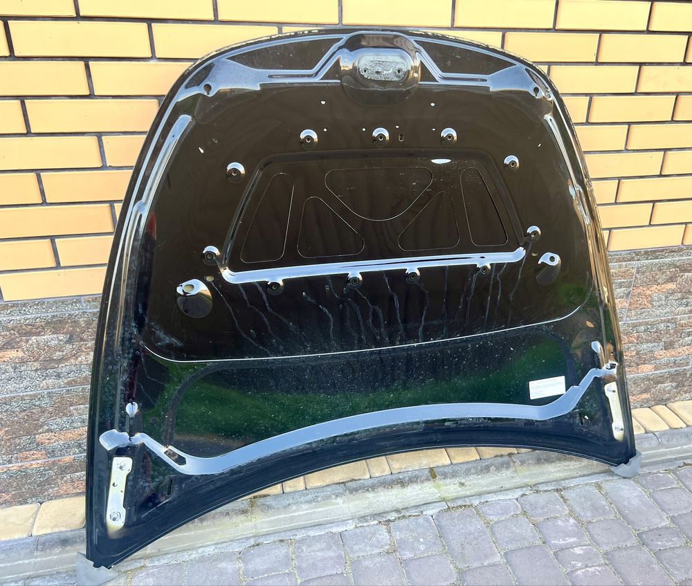 Капот Tesla Model Y PBSB