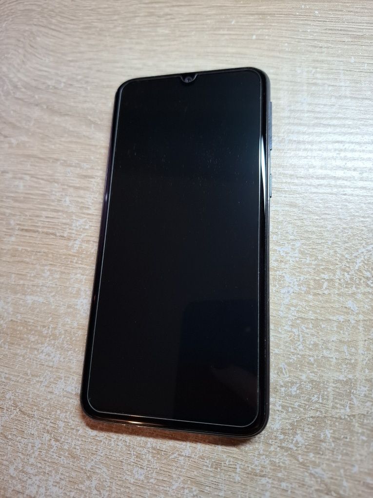 Telefon smartfon Samsung Galaxy A40 4/64 GB