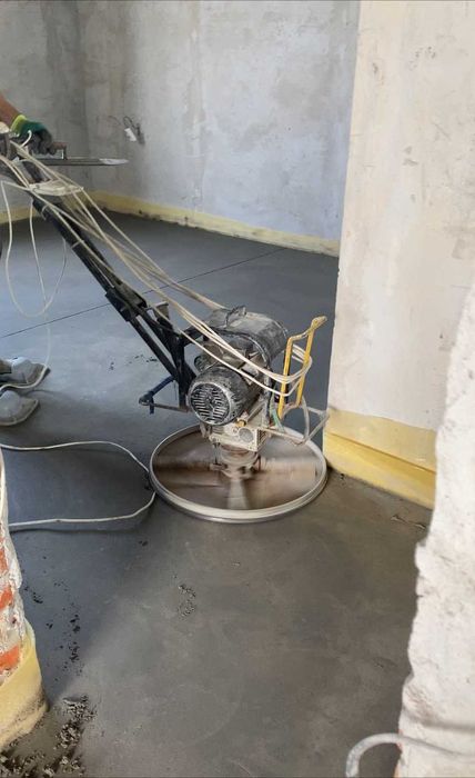 Напівсуха стяжка підлоги /пола/ машинна штукатурка стін 35