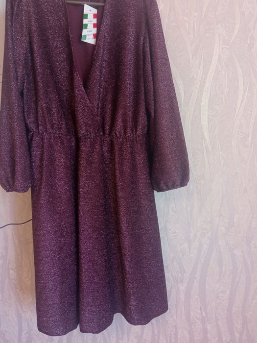 Люрексова сукня міді