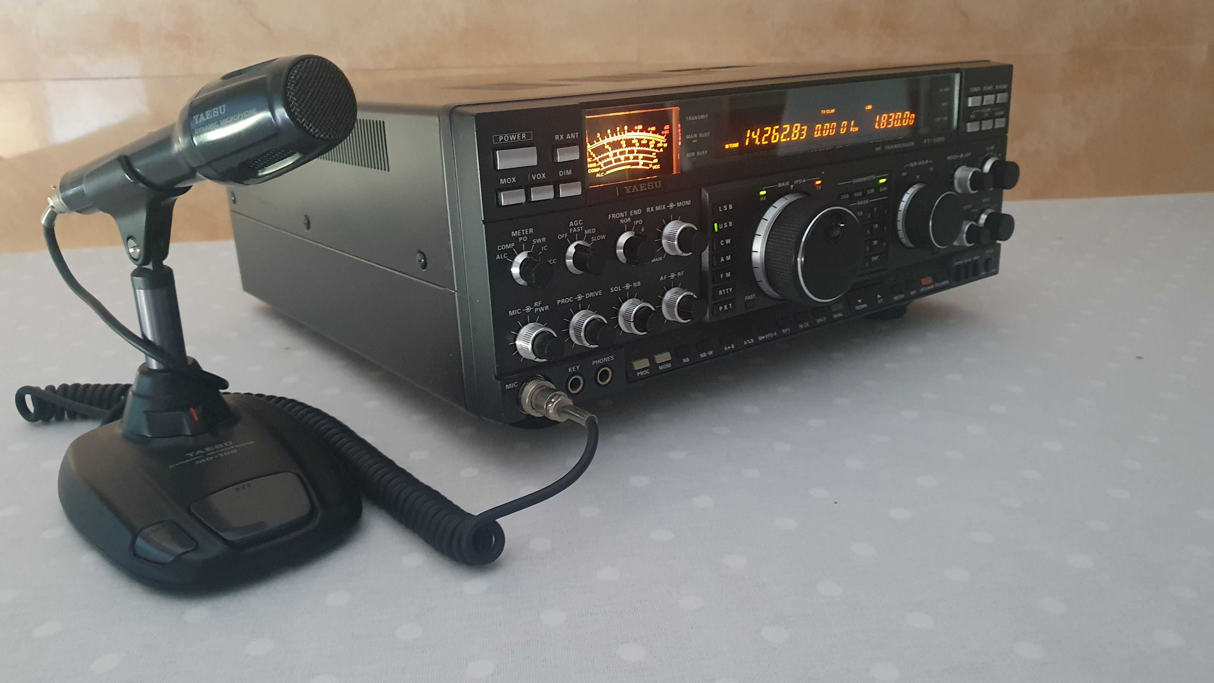 Yaesu FT-1000 HF