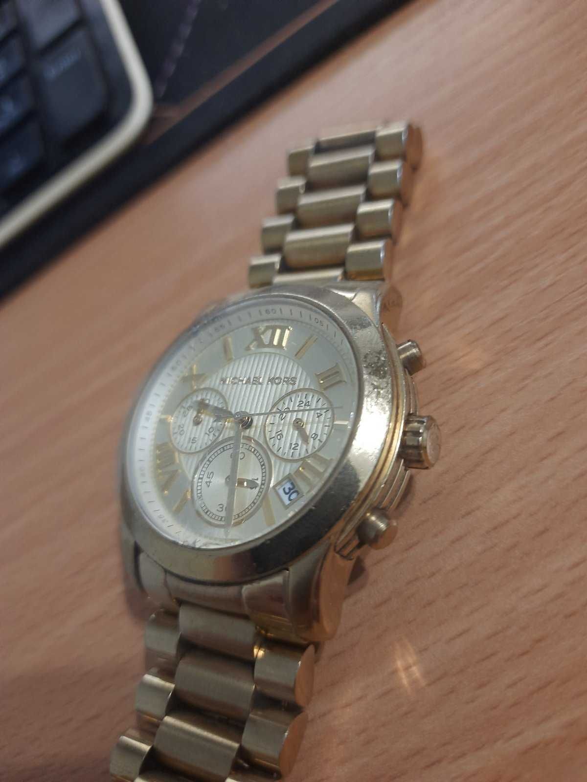 Часы Michael Kors MK5605