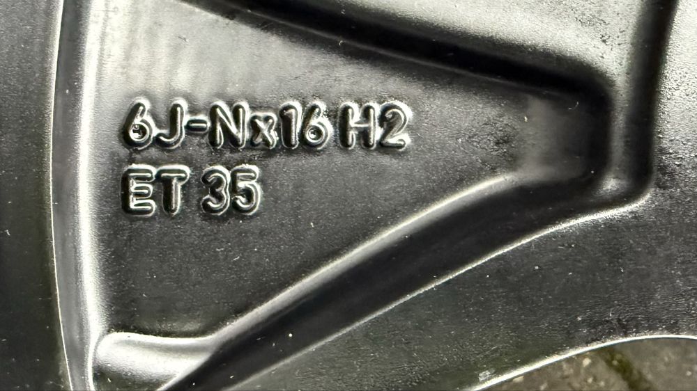 Oryginalne Felgi Volkswagen 5x100 T-cross Kamiq 205/60R16 lato 2023r