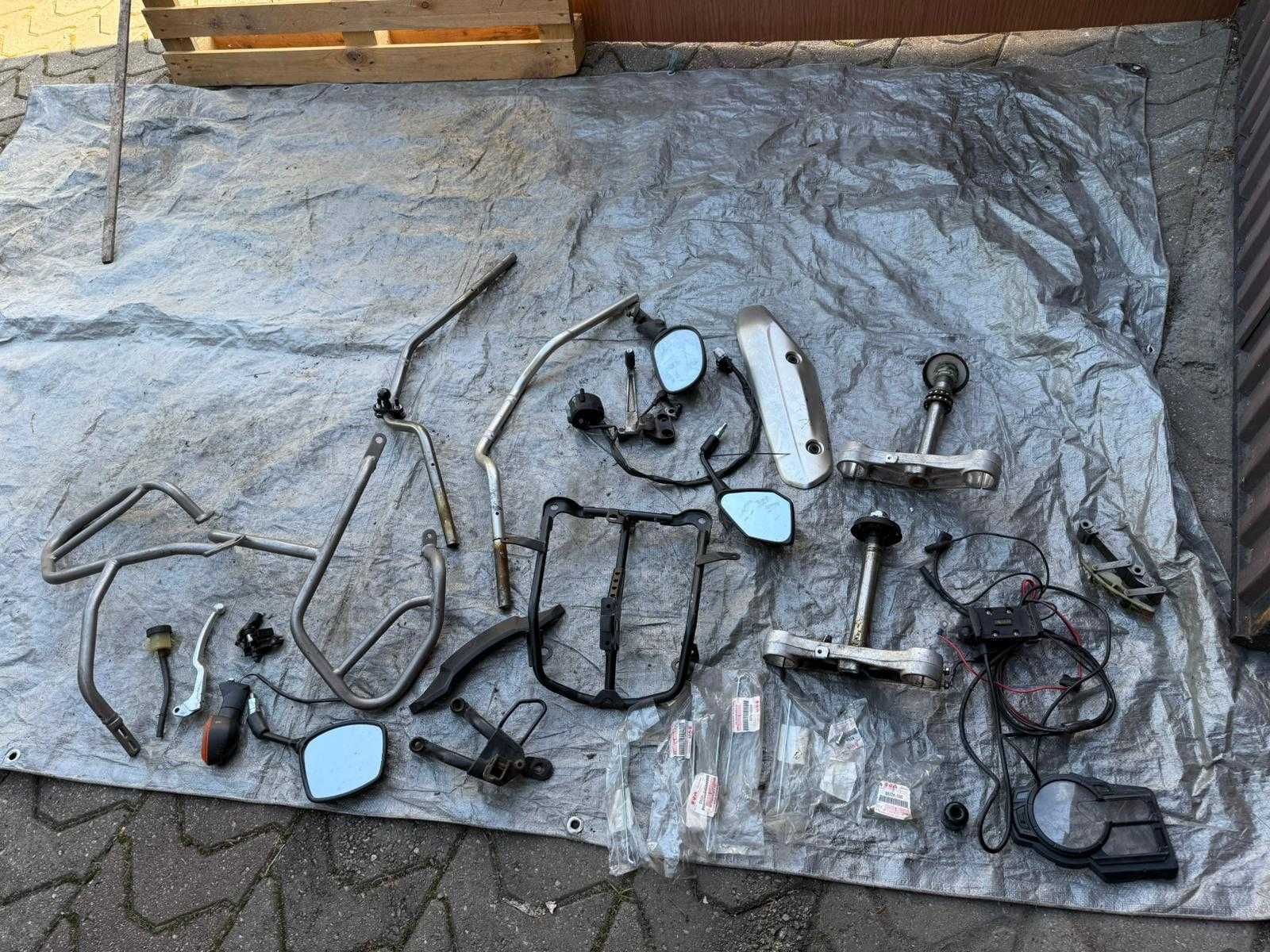 Suzuki dl 650 - 2012 rok część owiewki silnik lagi koło