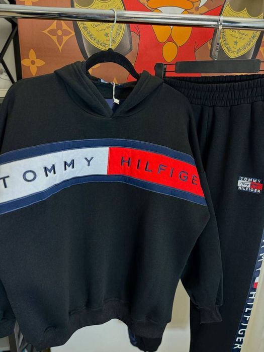 ЦЕНА ТАКОГО 3200! Женский костюм Tommy Hilfiger черный Осень-зима флис