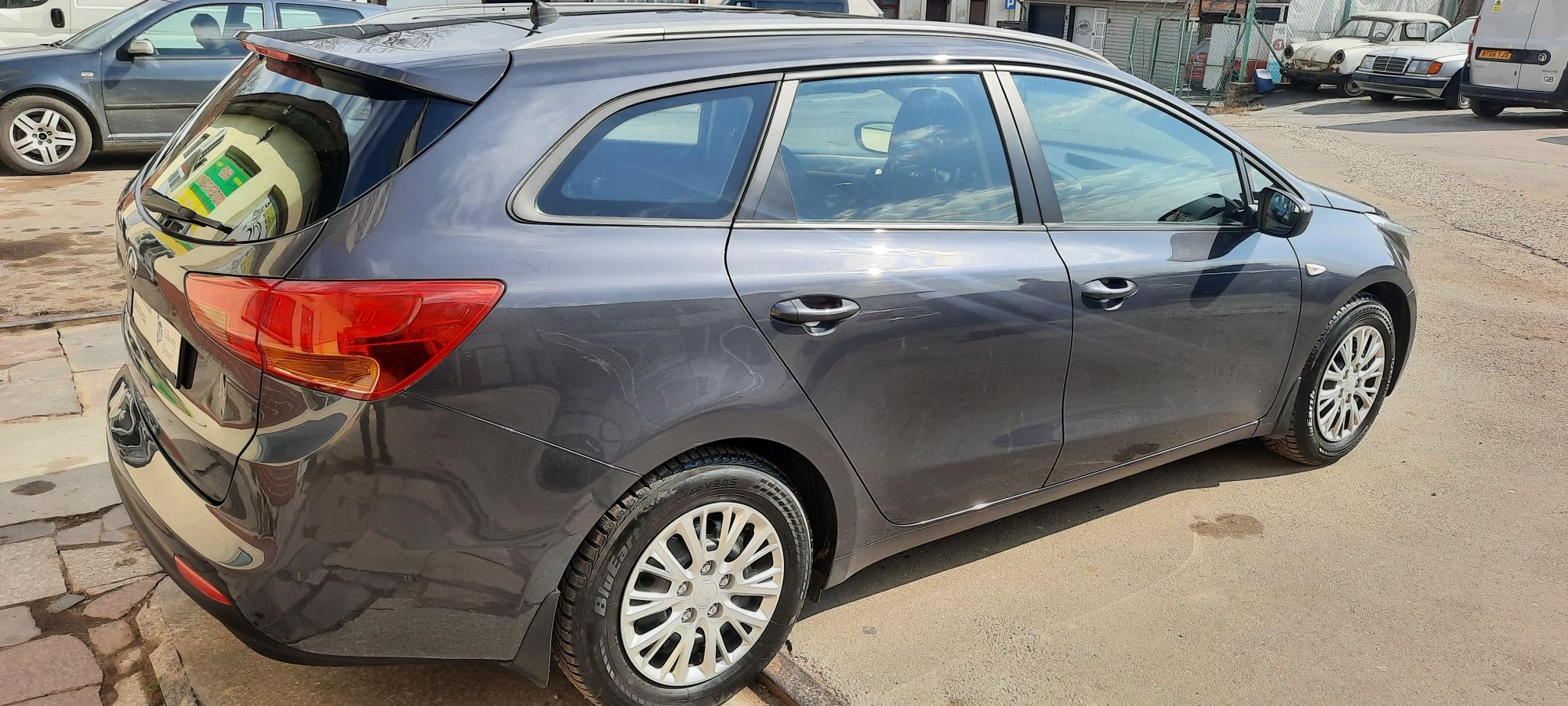 KIA CEE'D kombi 1,4 Benzyna  101KM Sprowadzona i Już zarejestrowana