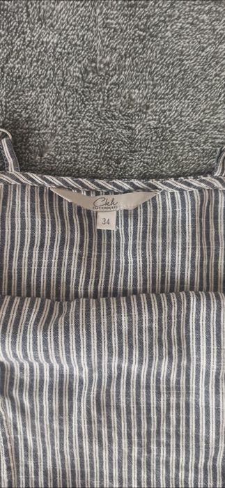 Bluzka top na ramiączkach w paski z haftem w delikatne kwiaty XS C&A
