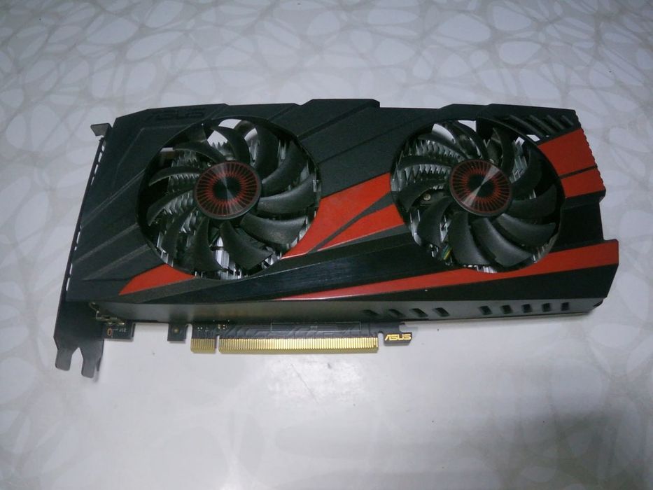 NVIDIA ASUS GTX 960  (2 куллера)