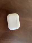 Airpods Apple słuchawki bezprzewodowe