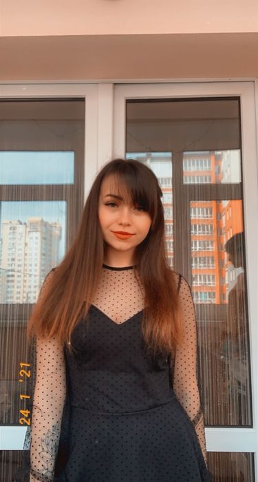 Чорна святкова сукня