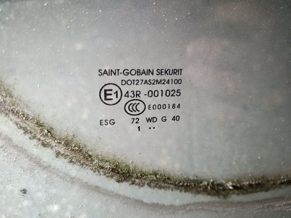 Szyba przód prawa lewa Mercedes sprinter 906 Crafter oryginał 11r