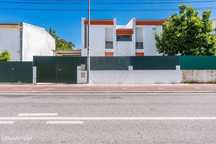 Moradia T4 para venda