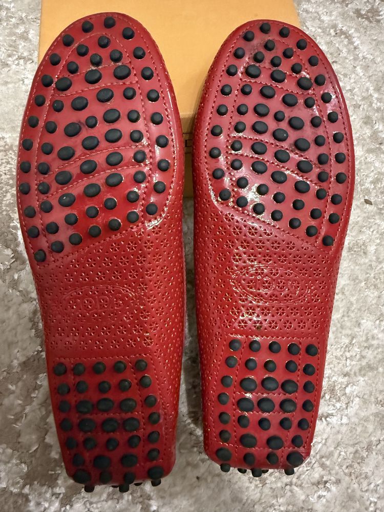 Мокасини Tods ( оригінальні)