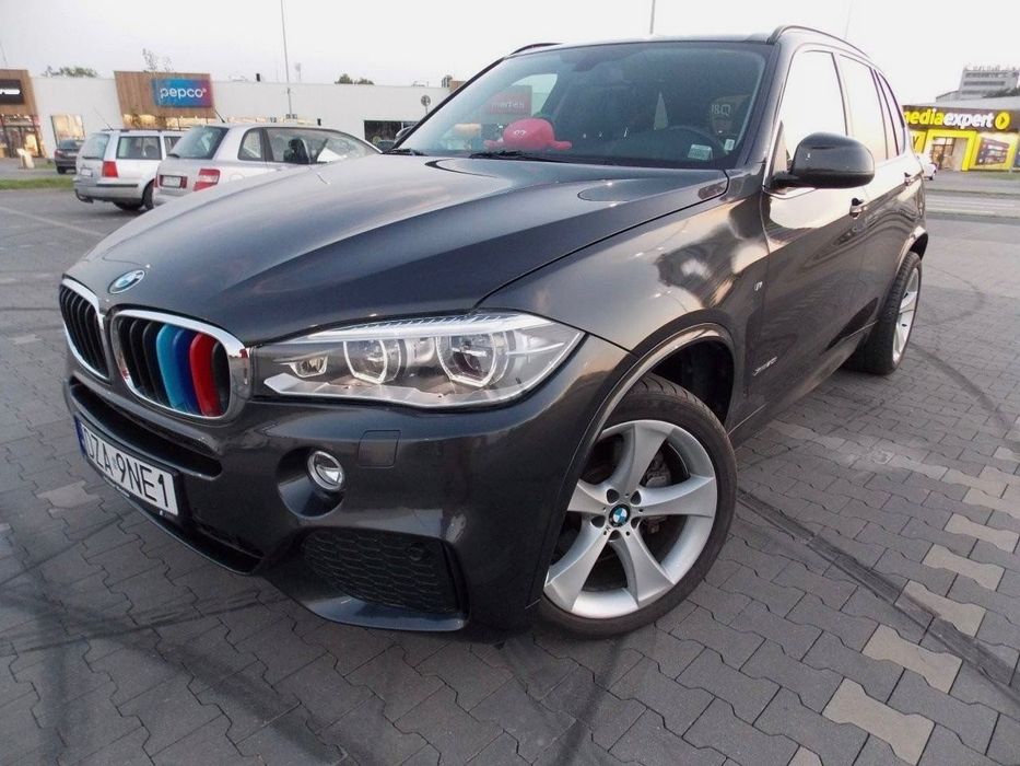 BMW X5 BMW X5 xDrive50i 450KM