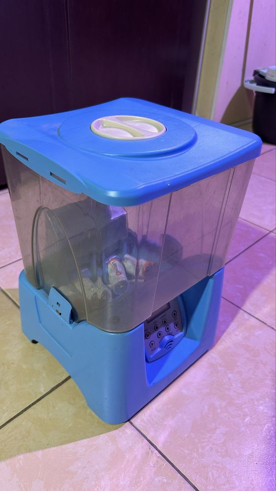 Comedor automatico