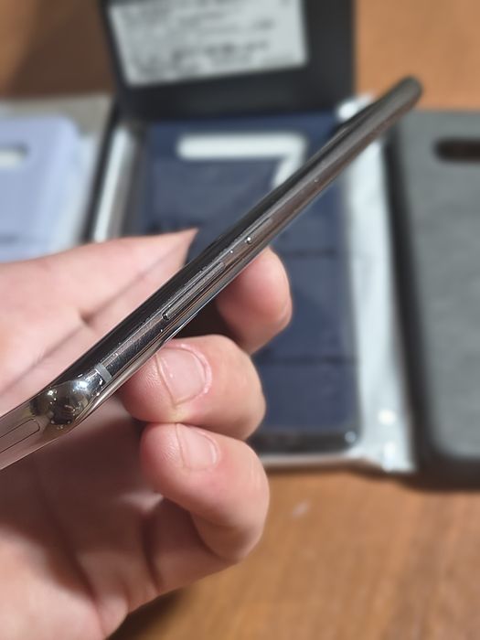 Продам Samsung S10+ 8/128 ceramic