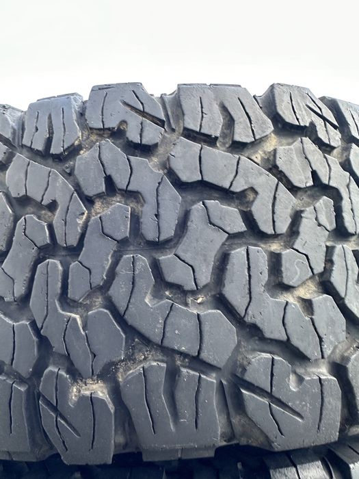 265/60/18 Bfgodrich All-Terrain T/A KO2