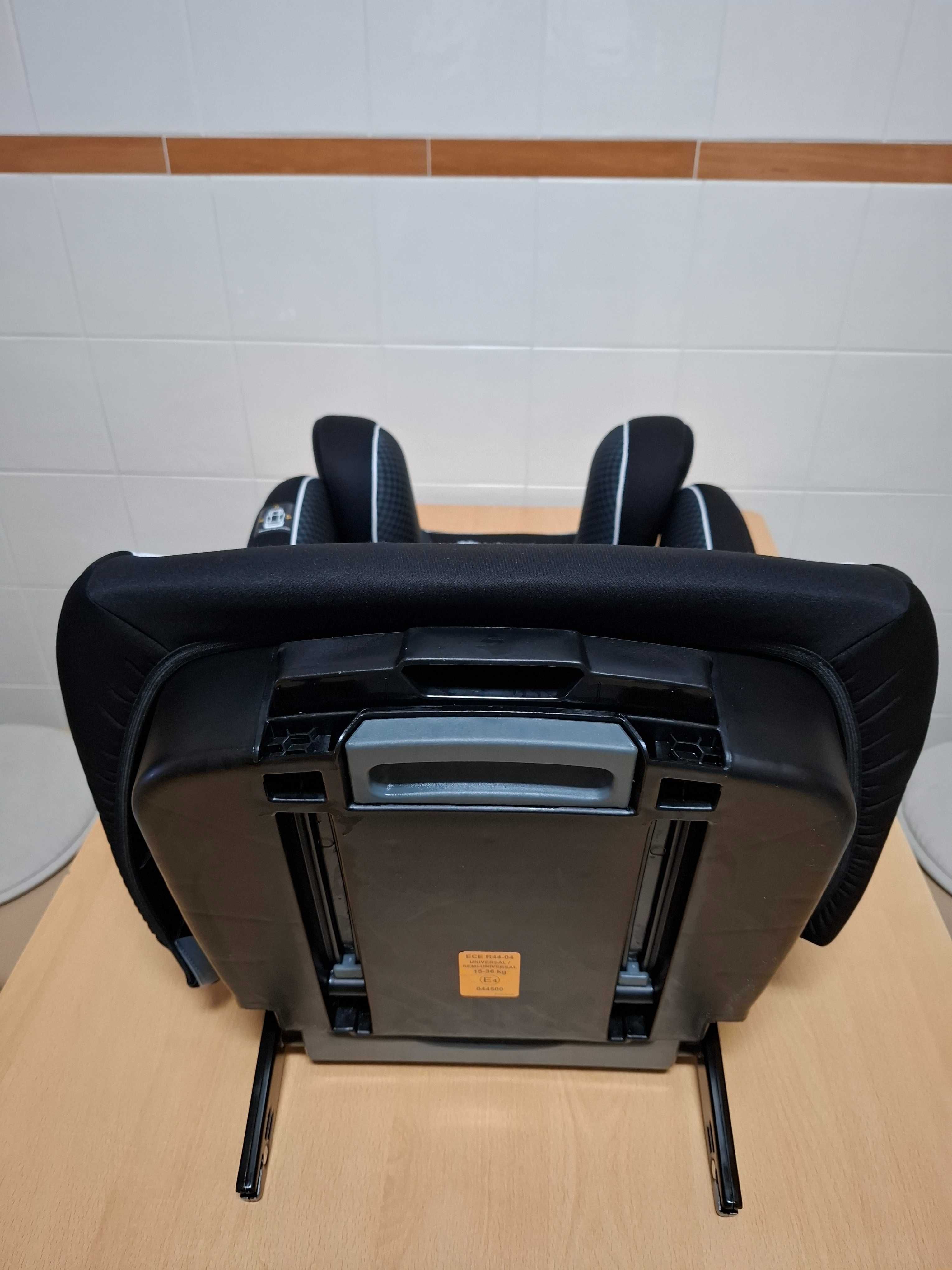 Cadeira Auto “BEBECONFORT” com Isofix