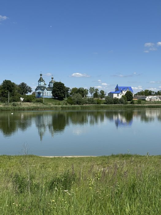 Продам земельну  ділянку 10 соток з виходом до каналу