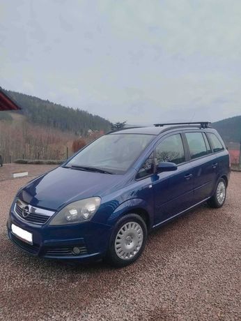 Opel Zafira 2005 r.