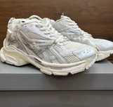 Balenciaga RUNNER 42,43 WHITE