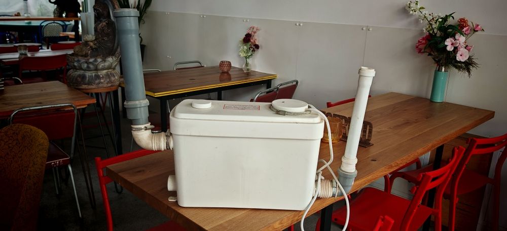 Pompa WC rozdrabniacz  młynek przepompownia