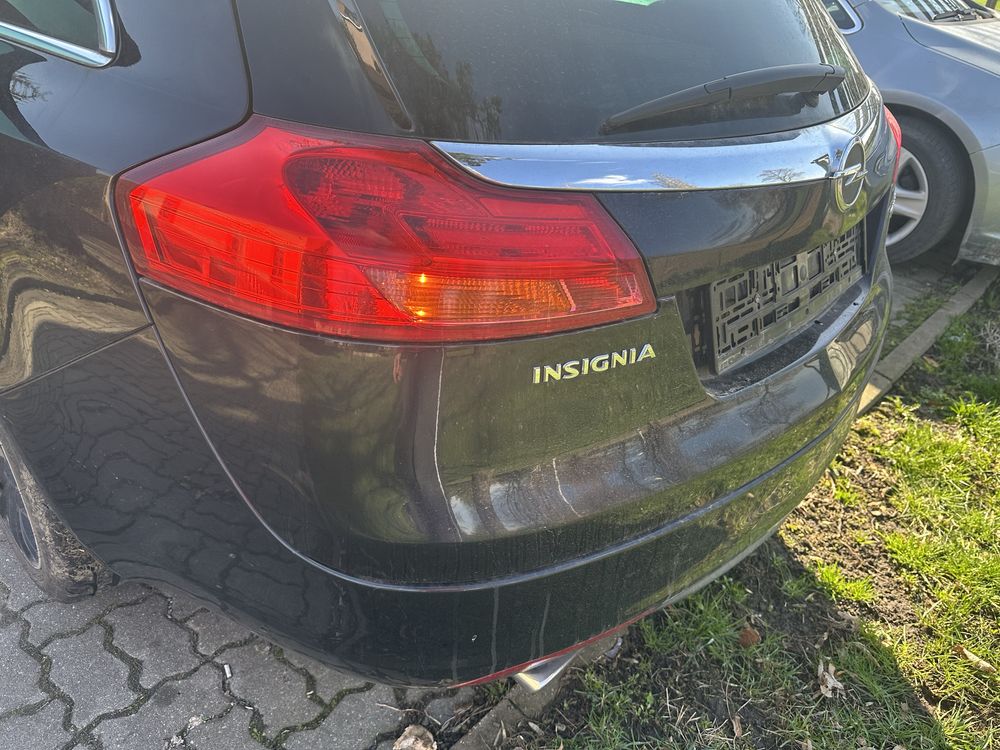 Opel insignia A zderzak tył tylny Z20r kombi kpl