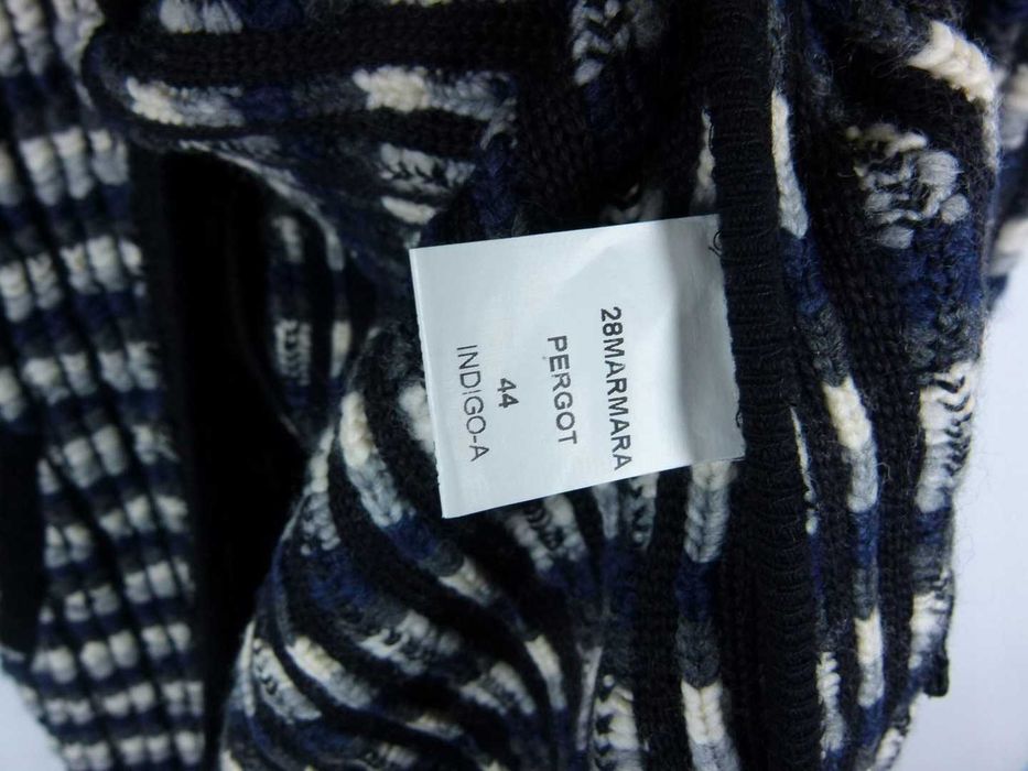 Apostrophe sweter narzutka z kieszonkami / 42