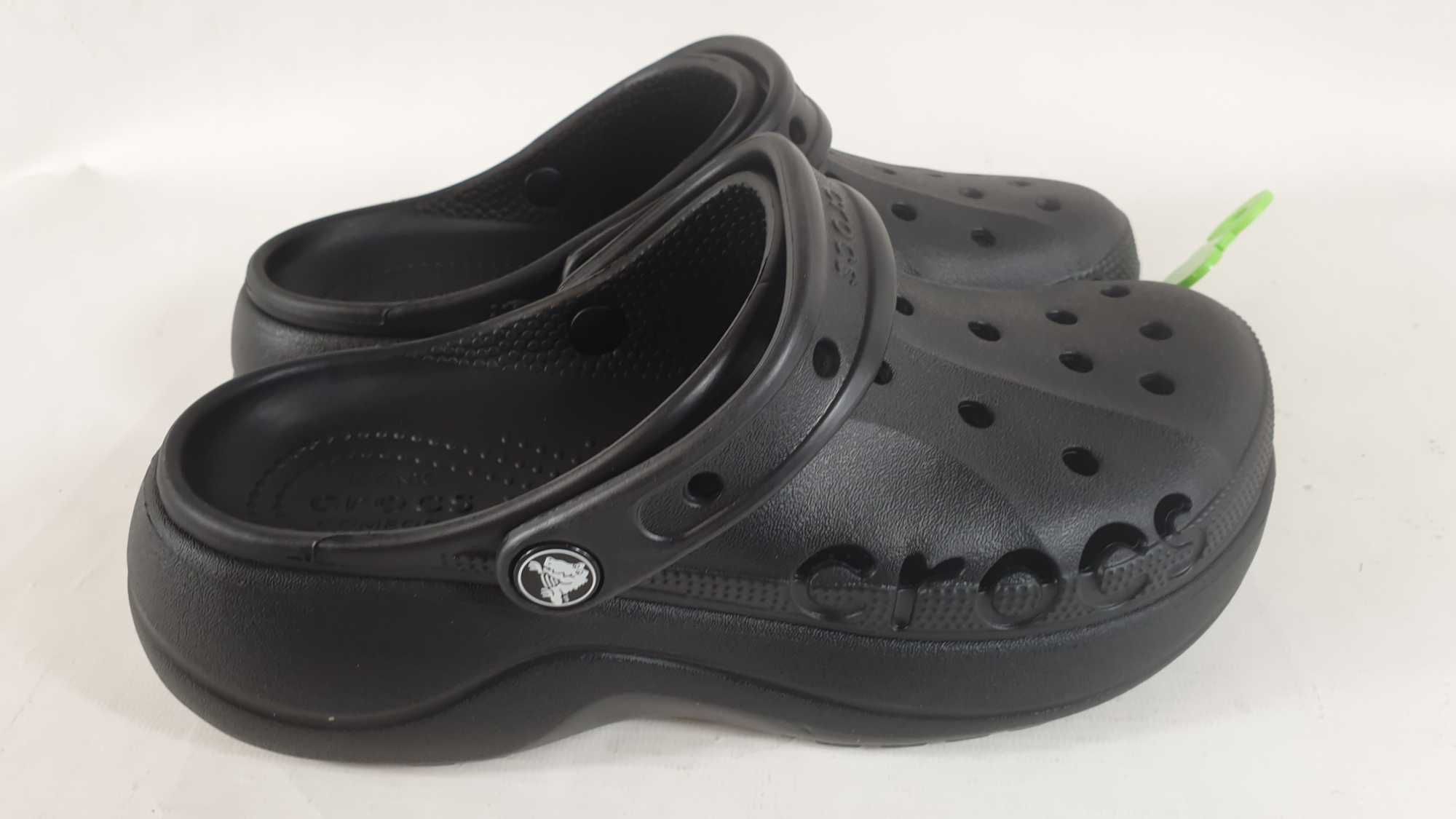 Crocs klapki sportowe Klapki Crocs Classic Platform Clog W rozmiar 34