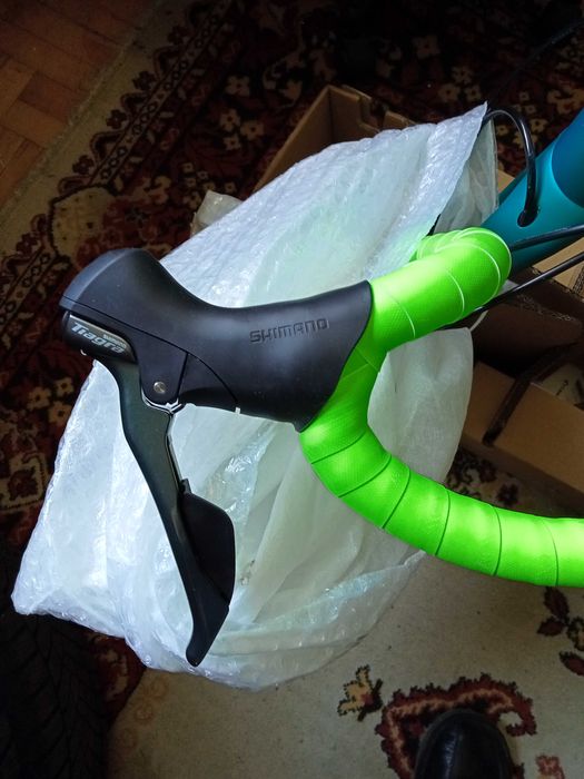 CUBE Cross Race 2024 28" rama 58cm tiagra 4700