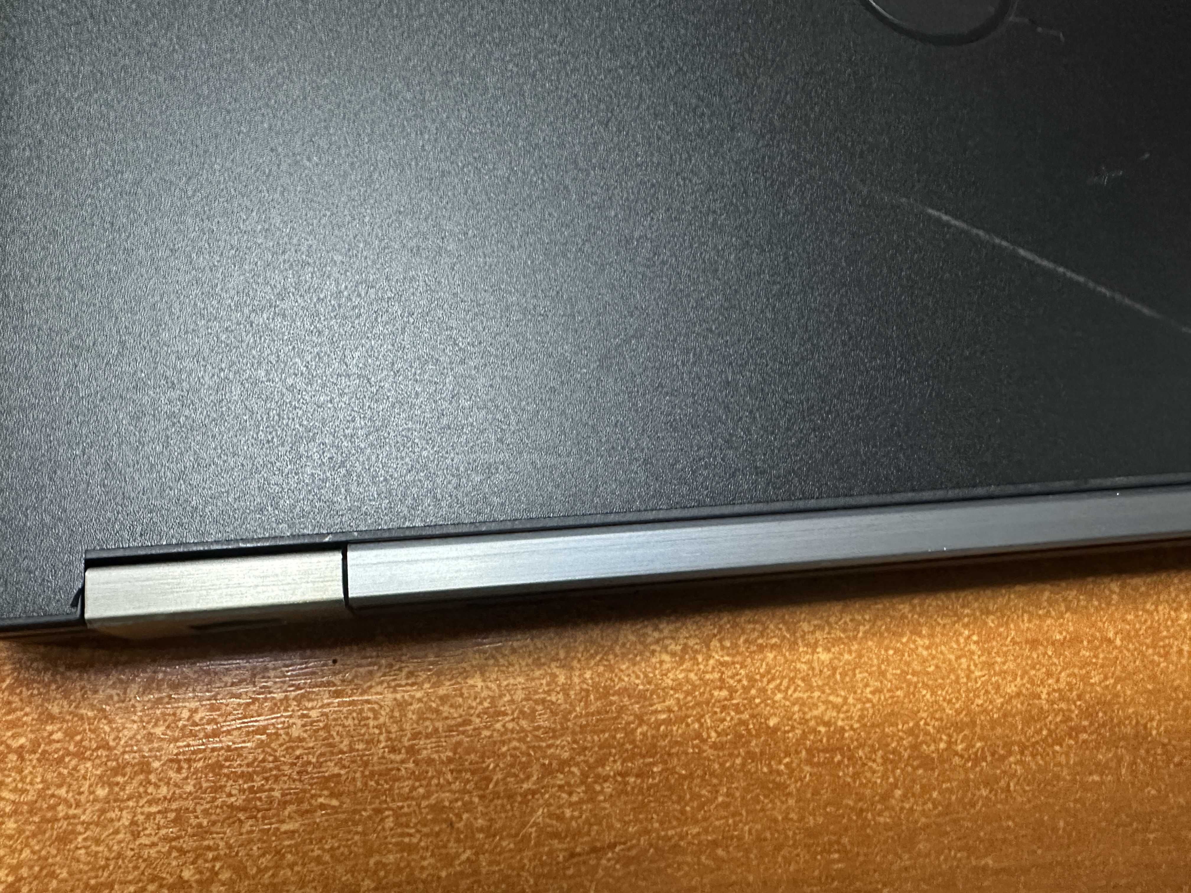 Dell Latitude E5570 i7-6820HQ 2,70GHz,16GB,512GB SSD,AMD Radeon з США