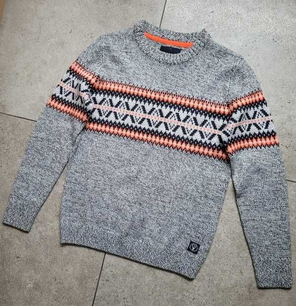 Sweter młodzieżowy - S