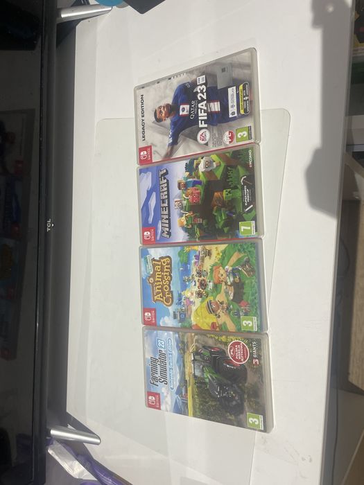 Nintendo switch+4 gry oraz kontroler