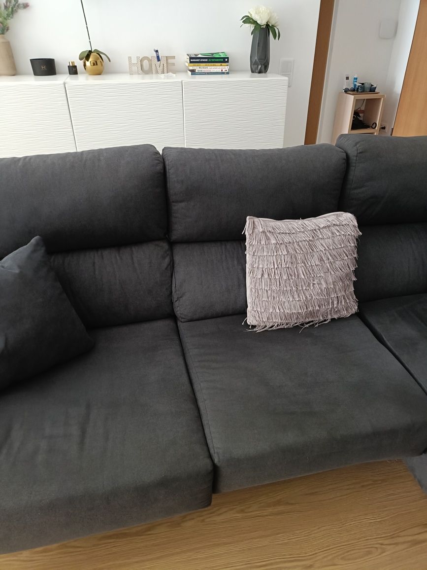Sofá com Chaise longue
