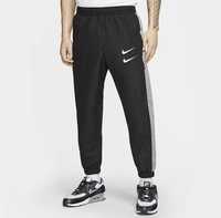 Чоловічі спортивні штани Nike M NSW Swoosh Pant WVN