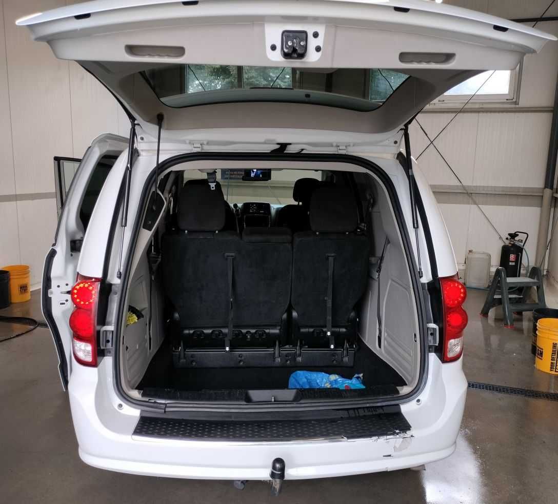 Dodge Grand Caravan 2016 - z systemem DVD