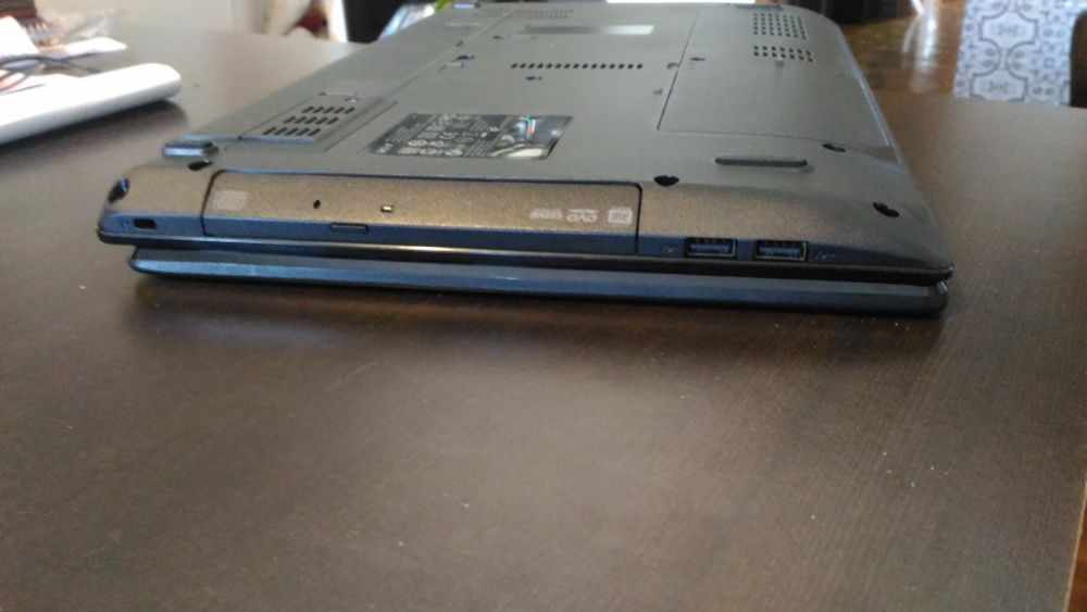 Varias peças usadas Acer 5742, 5742g, 5742zg,- só se vende as peças