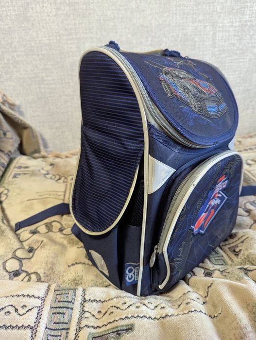 Каркасний ортопедичний рюкзак Go Pac для початкових класів