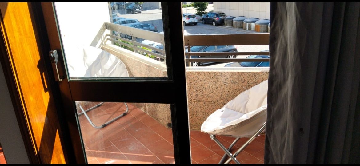 Alugam se quartos