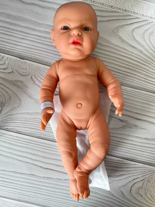 Іспанський пупс реборн дівчинка хлопчик у підгузку Nines d`Onil, 43 см