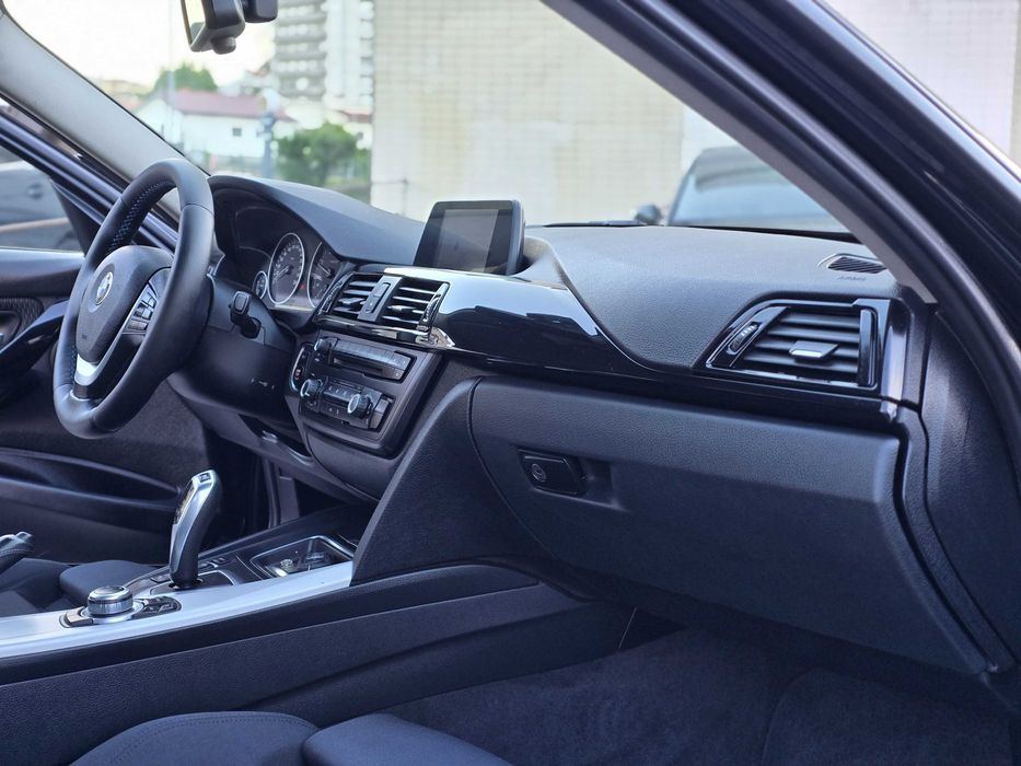 BMW 320D F30 SPORT 2.0 "LOOK M3" AUTO